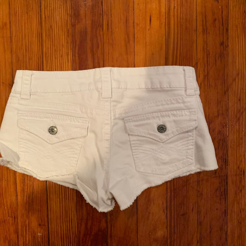 Mudd White Denim Shorts - Picture 2 of 3